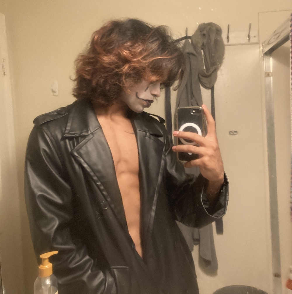 Meet your Posher, Sahib